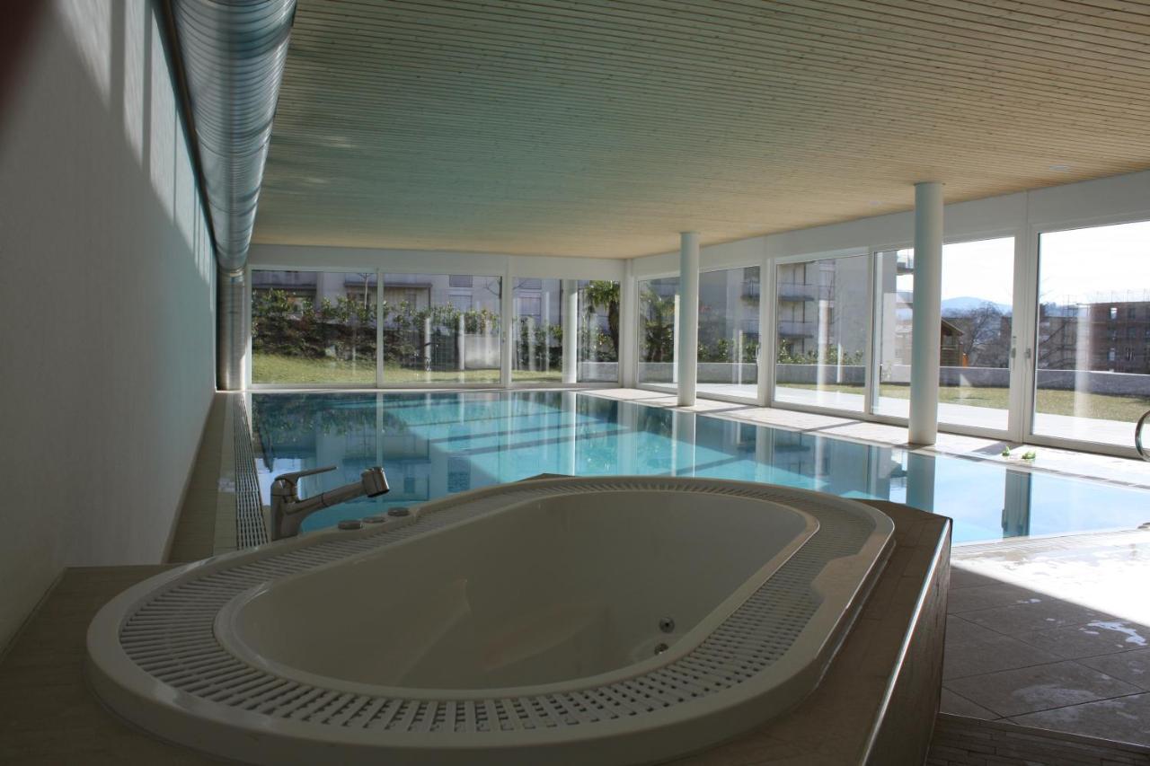 Indoor Swimming Pool, Sauna, Fitness, Private Gardens, Spacious Modern